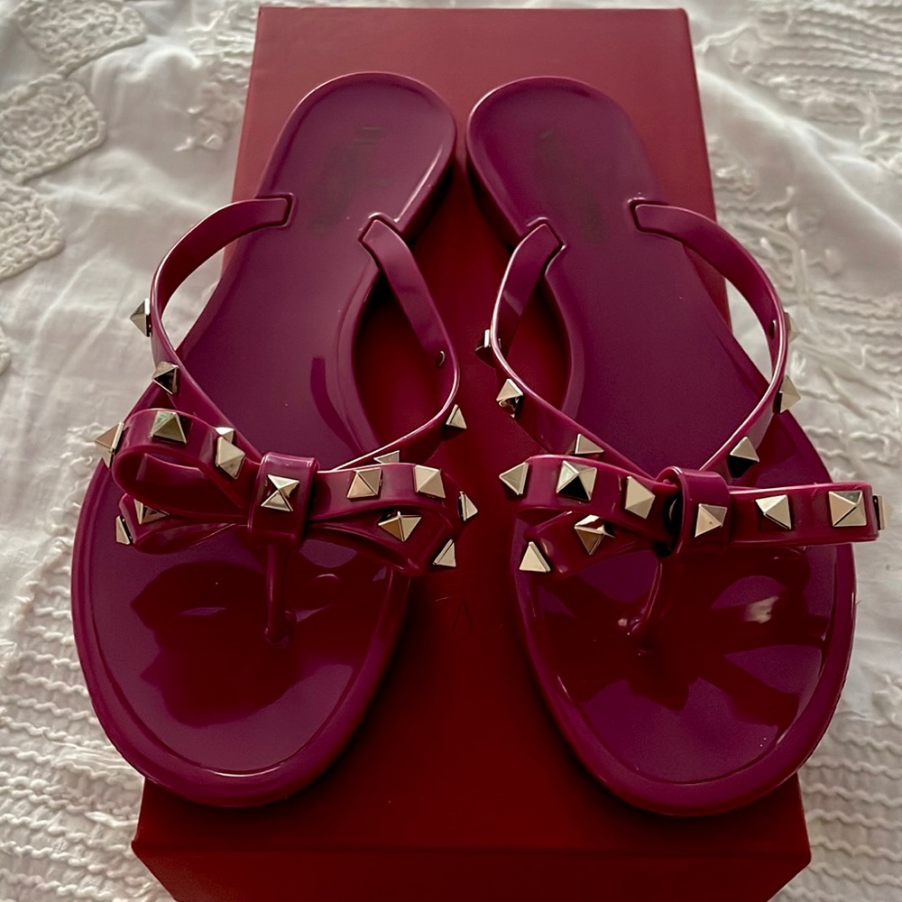 Authentic Valentino bow flip-flops